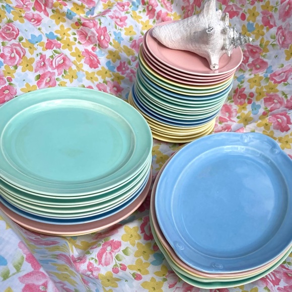 LuRay Pastels giant 39 piece lot serving platters dinner plates small plates - Picture 10 of 10